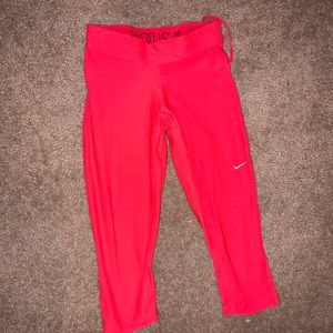 Nike Capri Athletic Pants